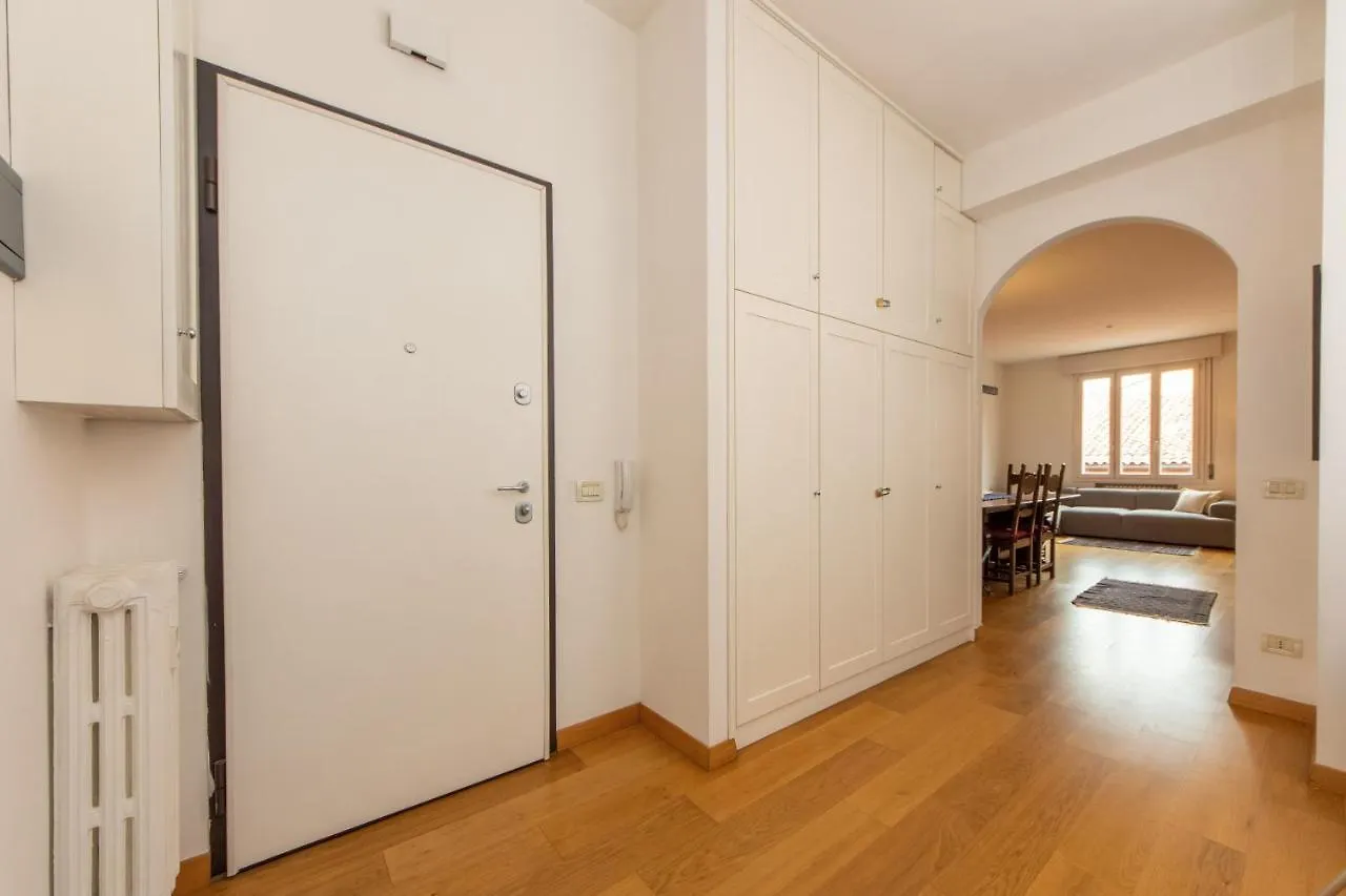 Housmart Sant'Isaia 67/2 Apartment Bologna